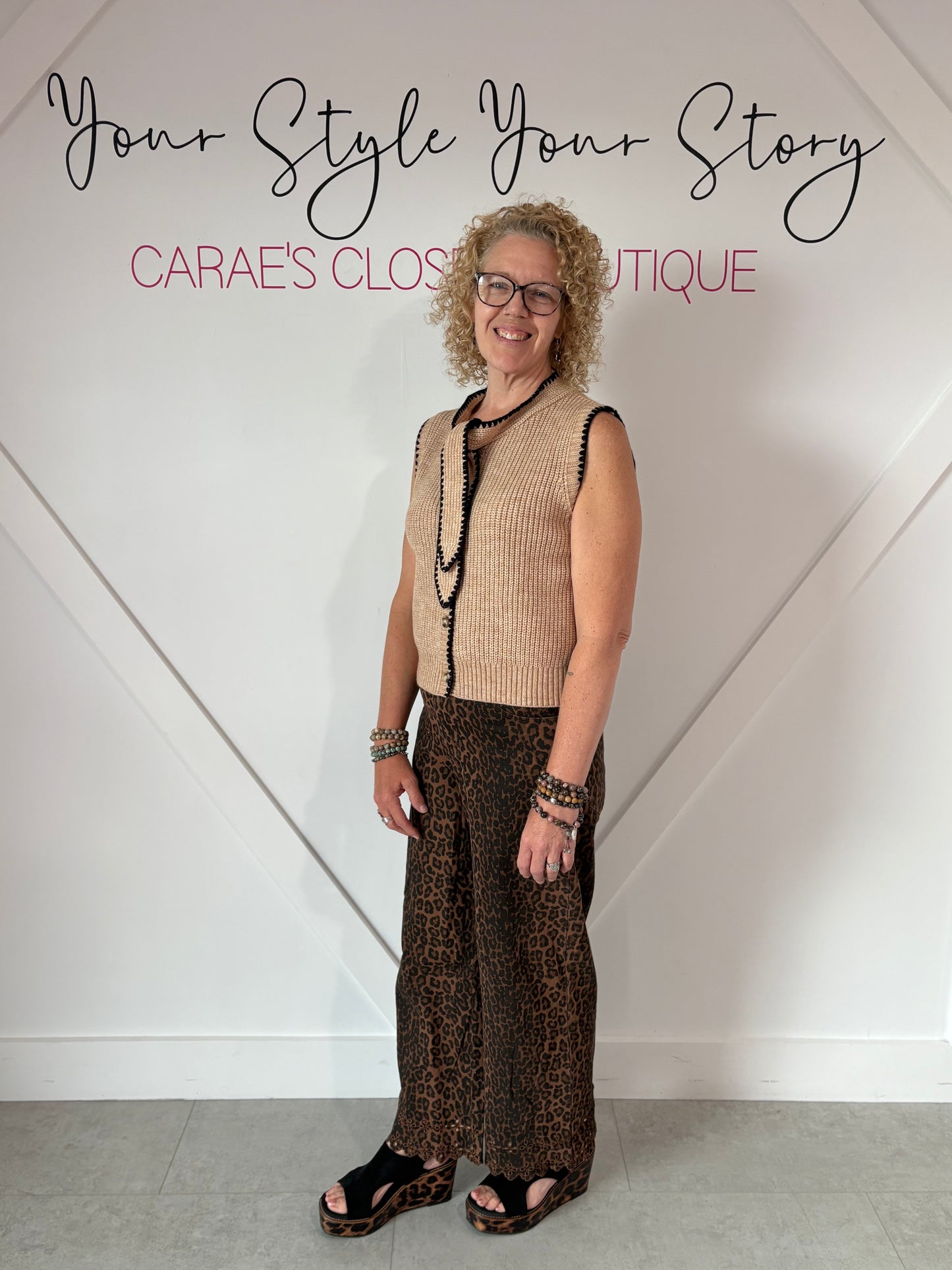 Leopard scalloped jeans