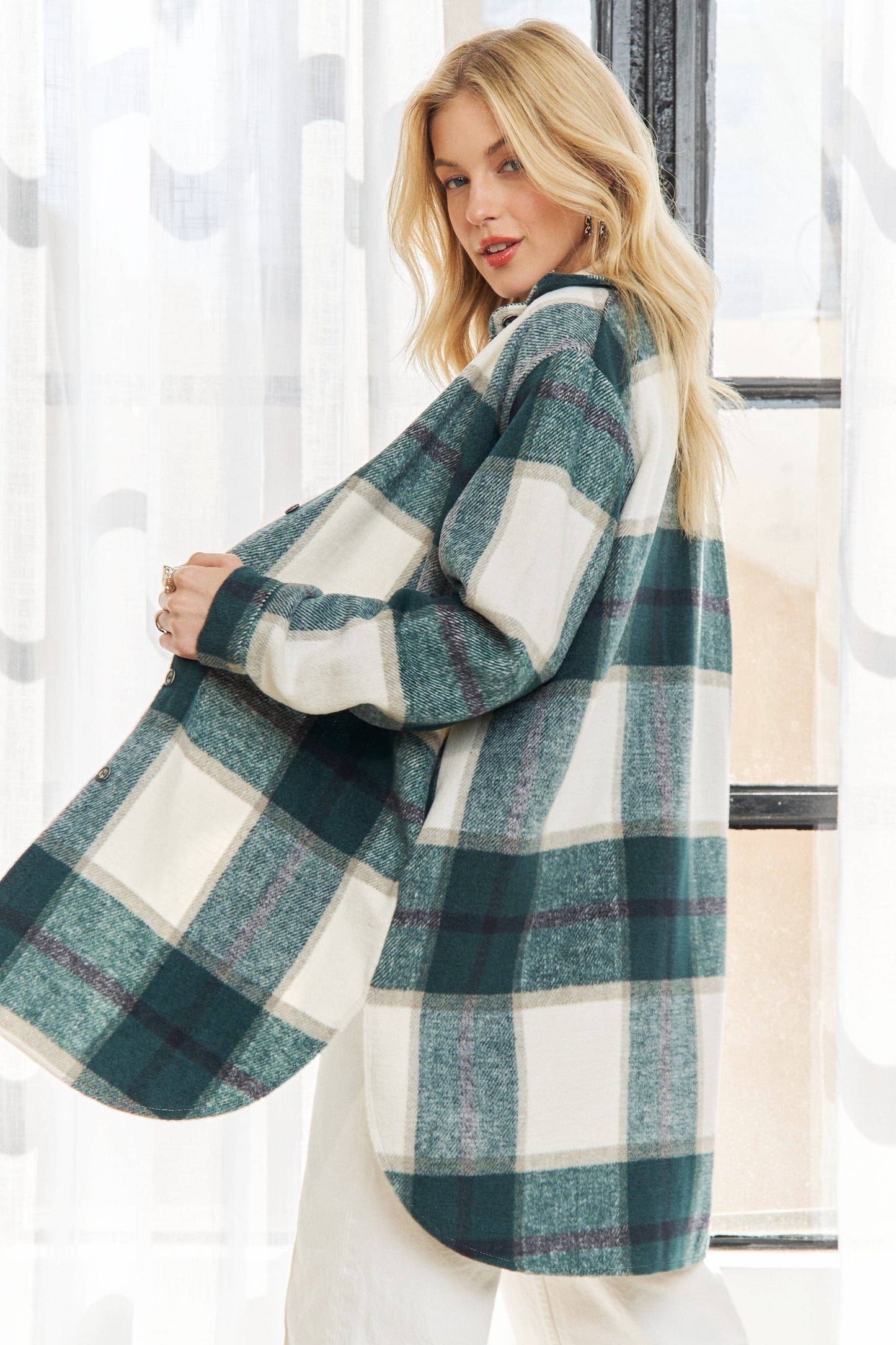 PLAID FLANNEL SHACKET