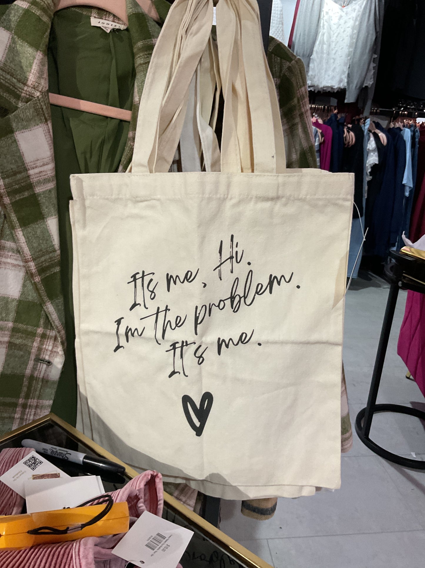 Tote bag
