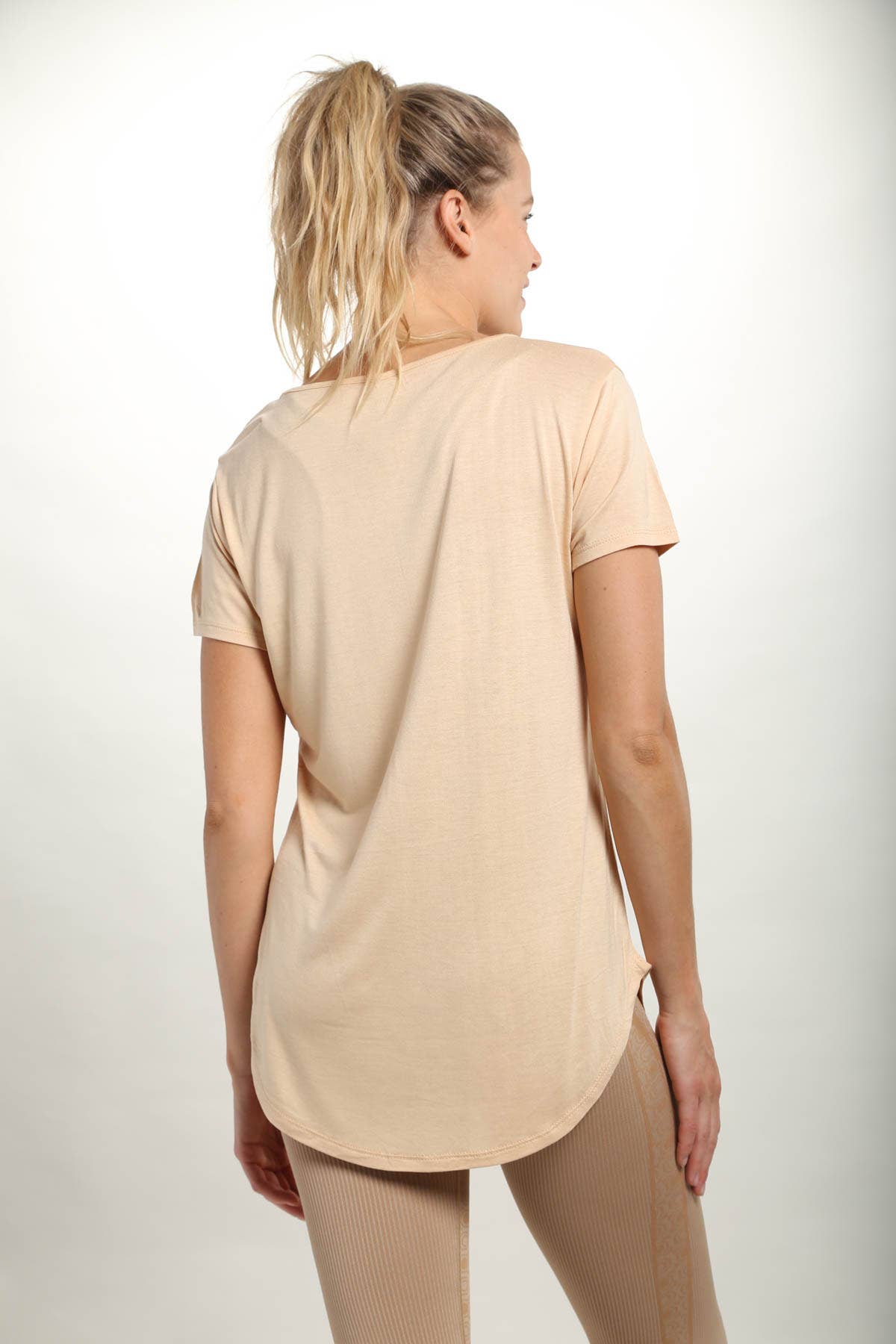 Essential Wave Side Top