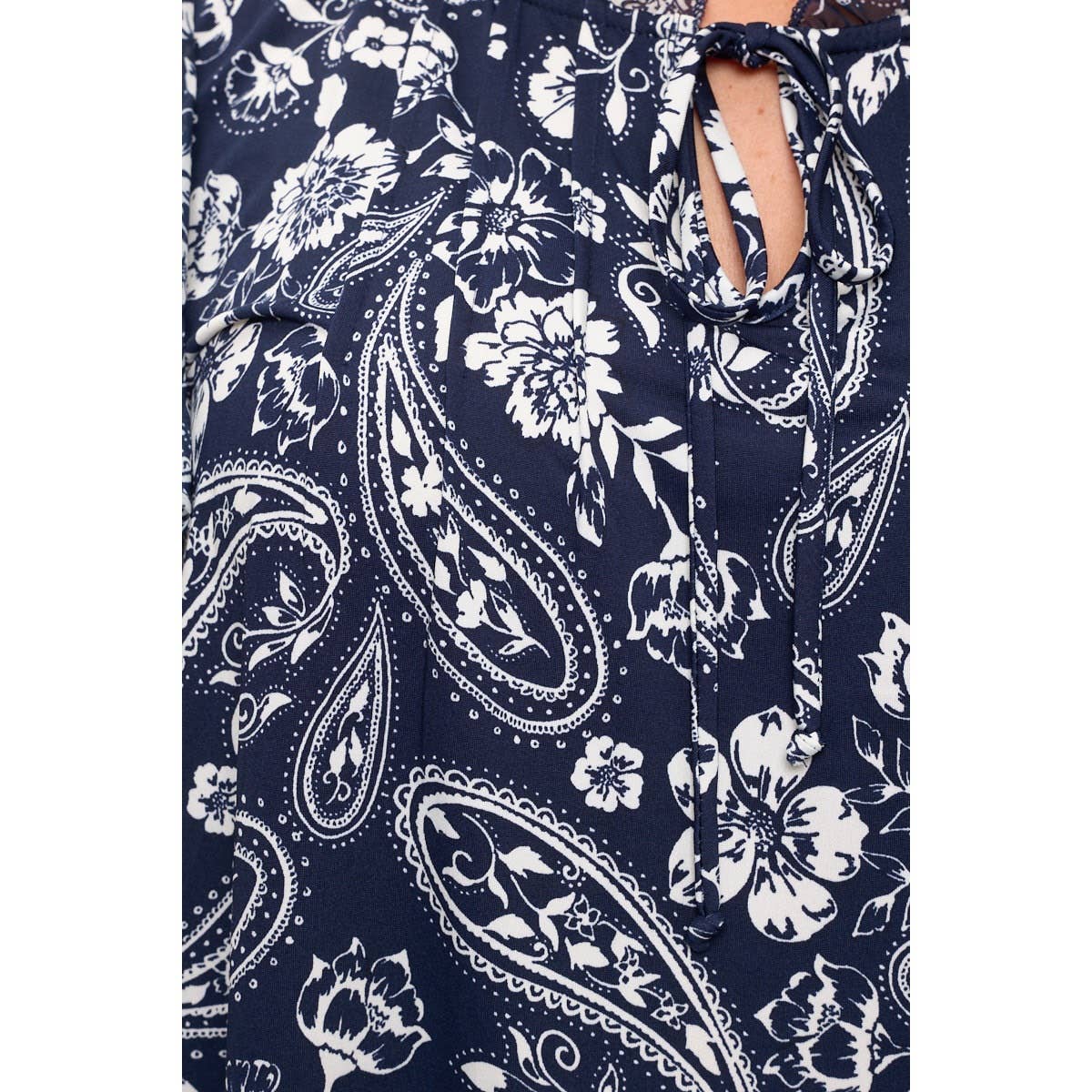 PLUS PAISLEY TOP