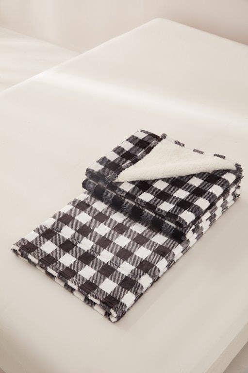 "Black & White Plaid" Footed Flannel Throw 50"x70"