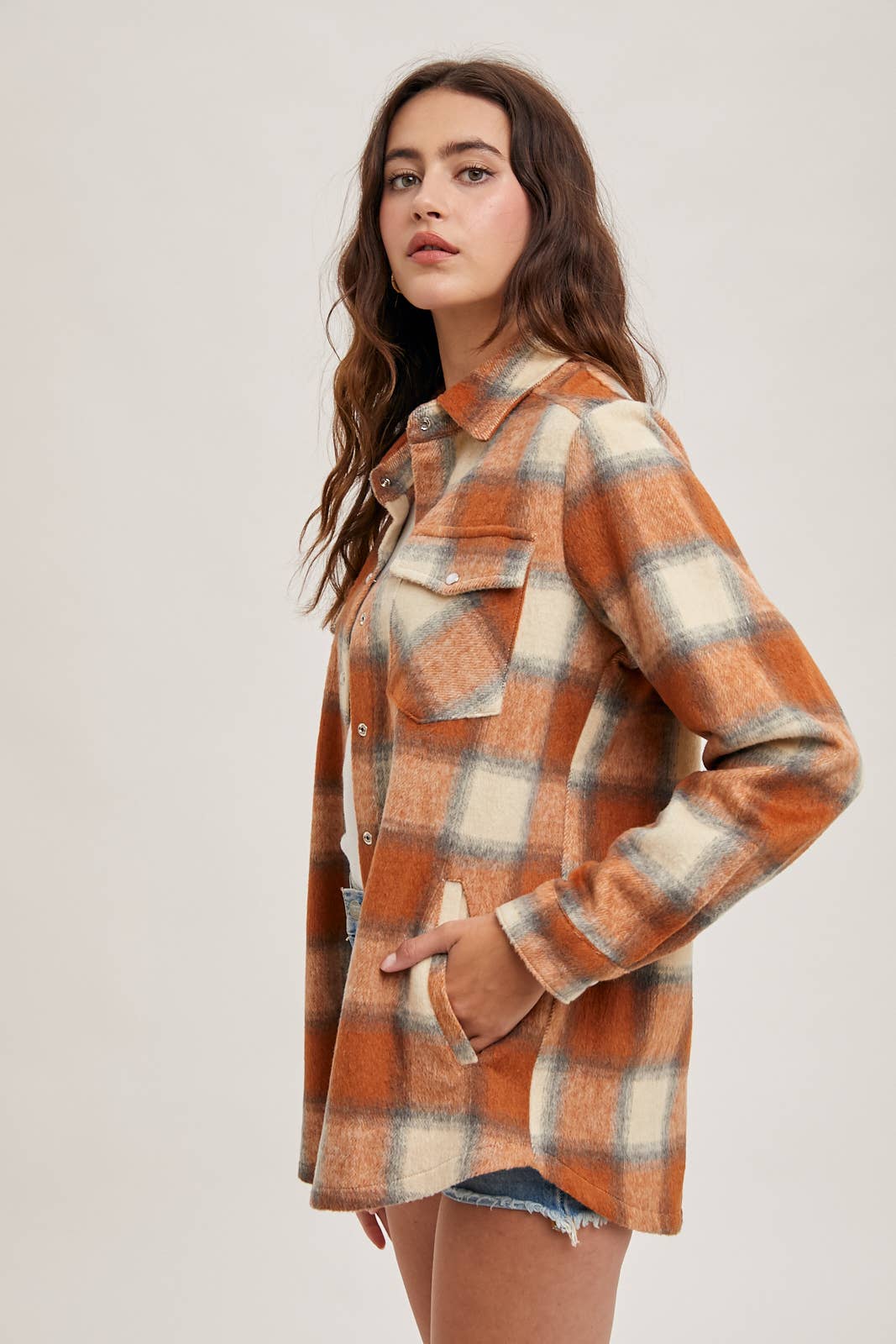 FLANNEL SHACKET W/ POCKETS