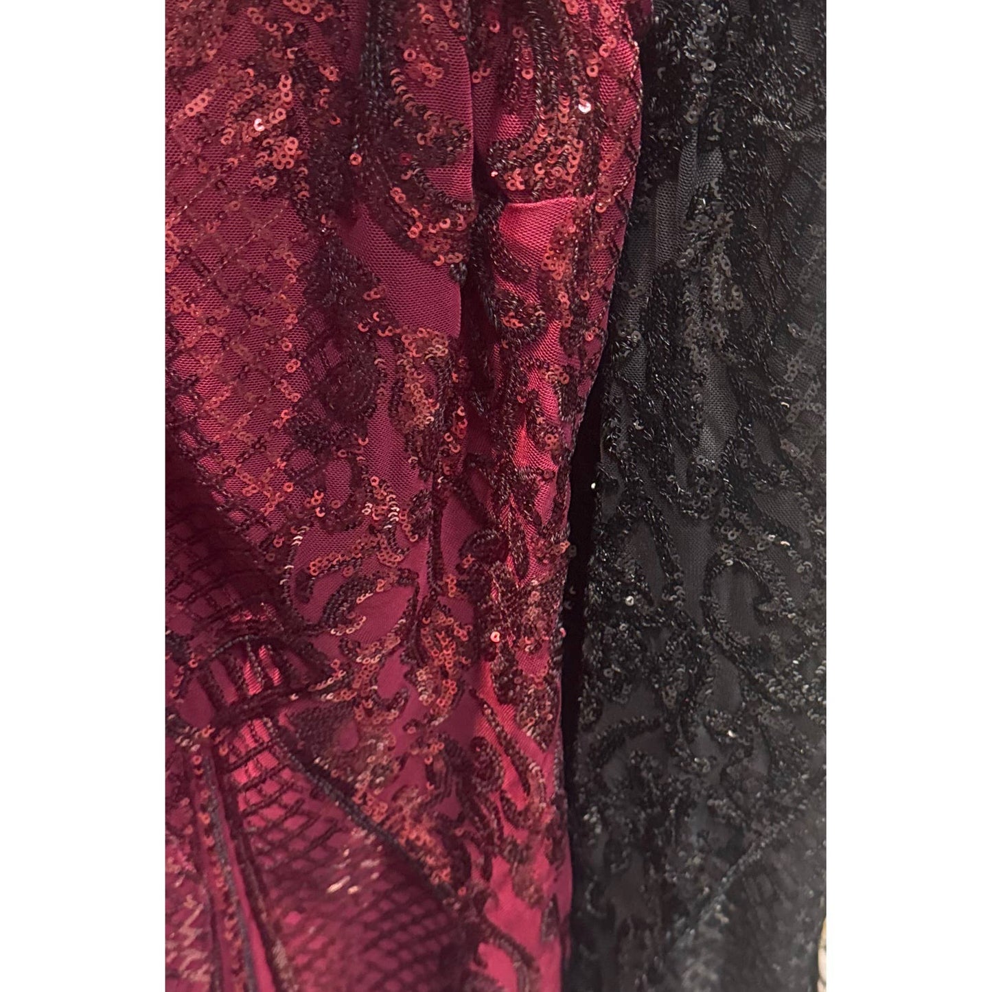 PLUS SIZE SEQUIN DETAIL V NECK BODYCON MINI DRESS