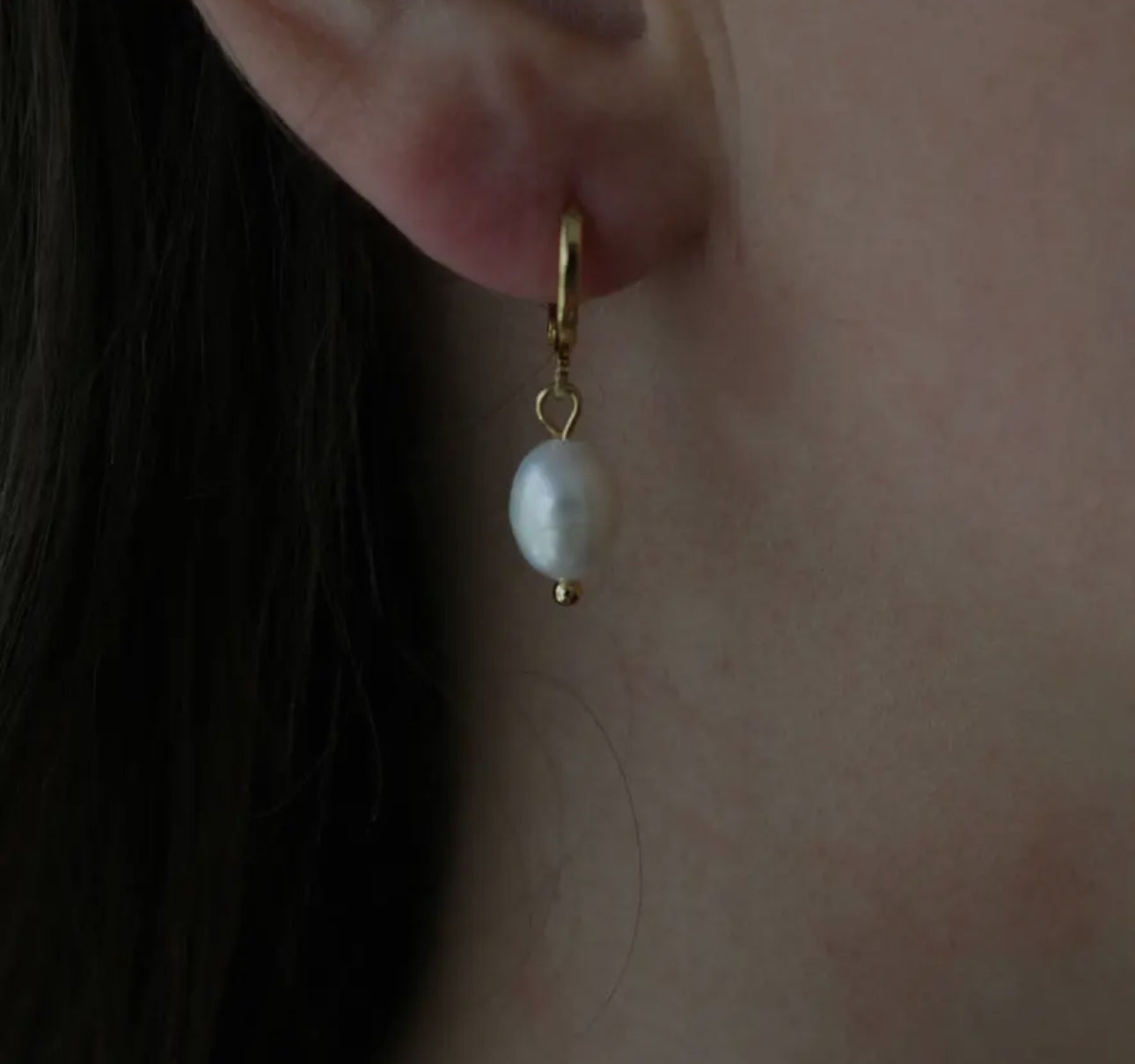 Essential Pearl Earrings