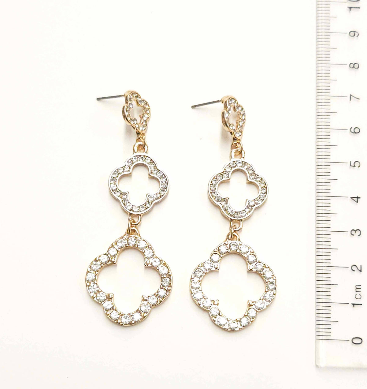 Graduated Pave Open Clover Drop Earring