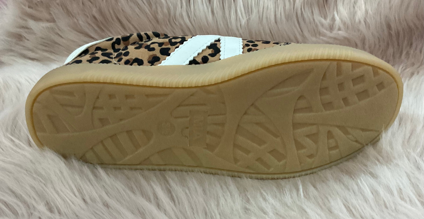 Mia Axel CARAZY Cheetah Tennis