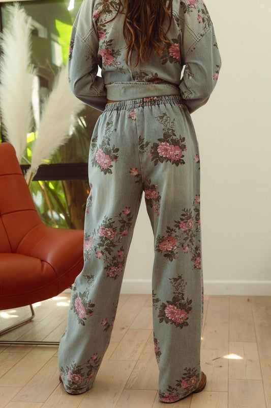 BIBI Elastic Waisted Jeans