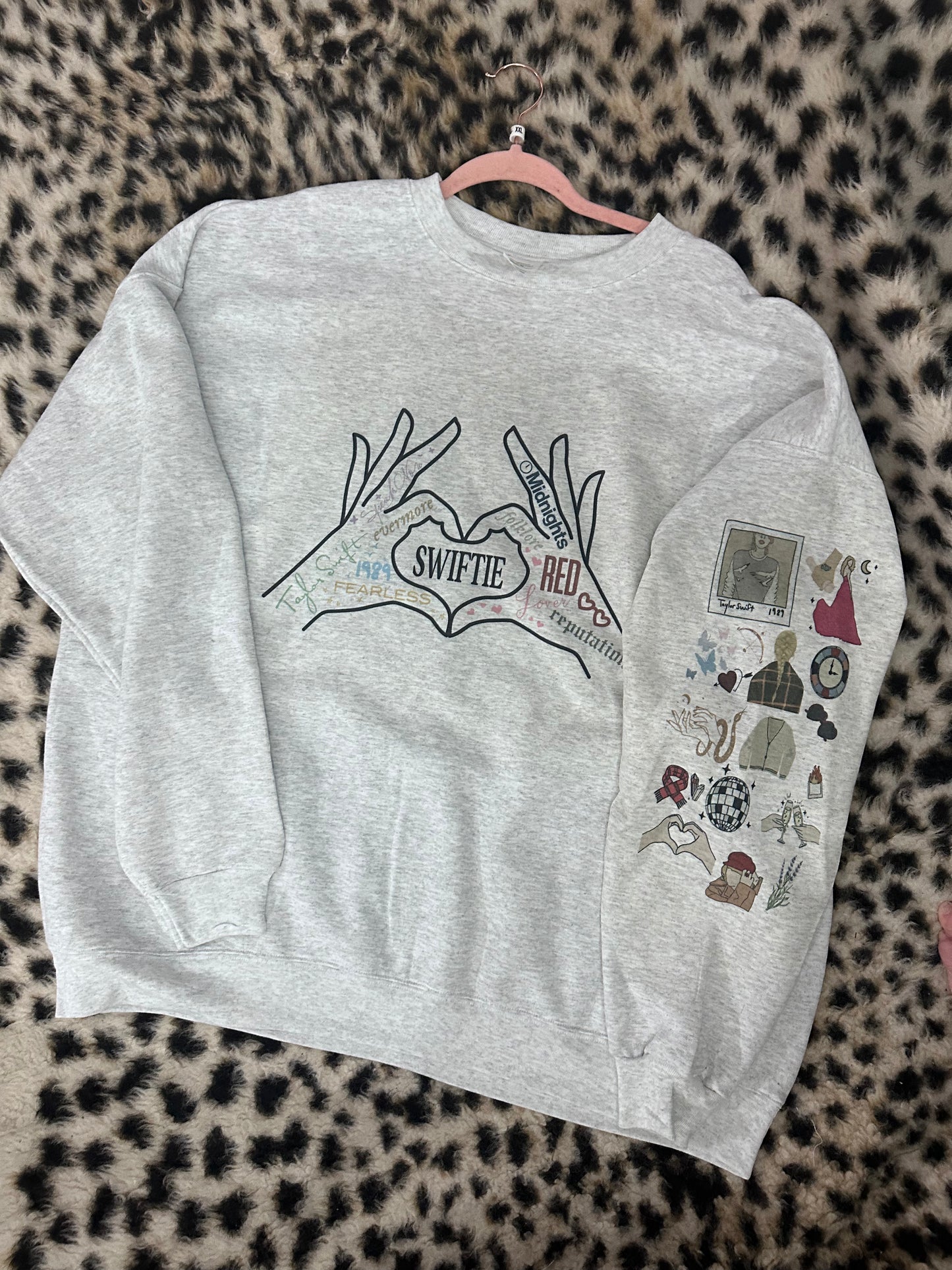 Taylor Crew sleeve Design