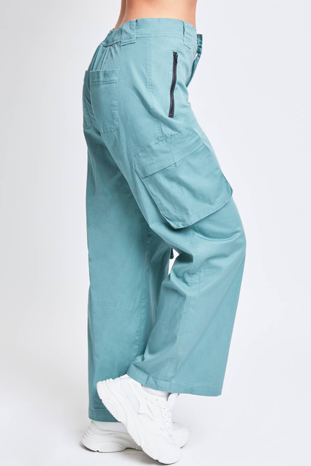 High-Rise Relaxed Cargo Pants