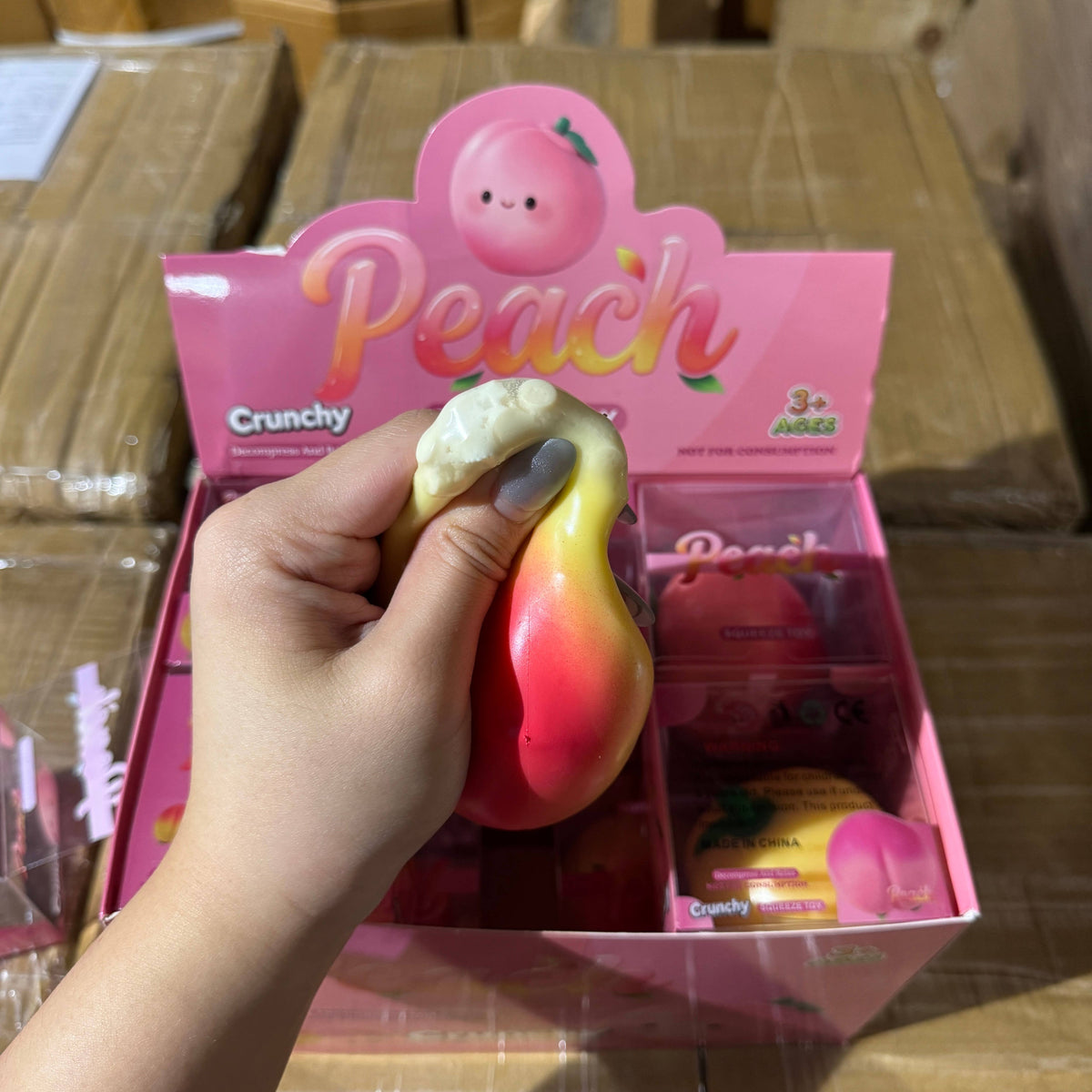 New ASMR Crackling Crunchy Gradient Peach Squishy
