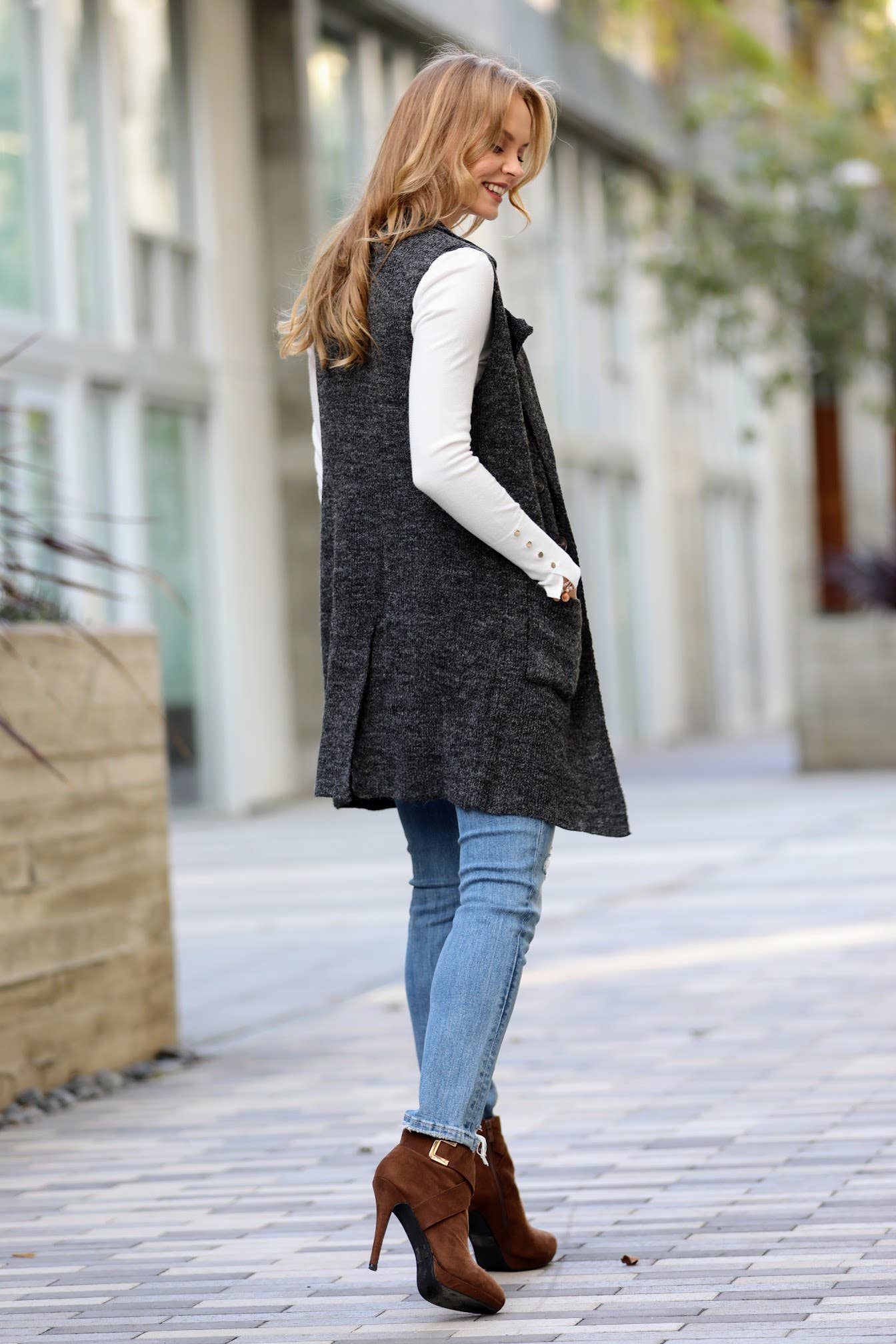 Notched Collar With Side Pocket Long Sweater