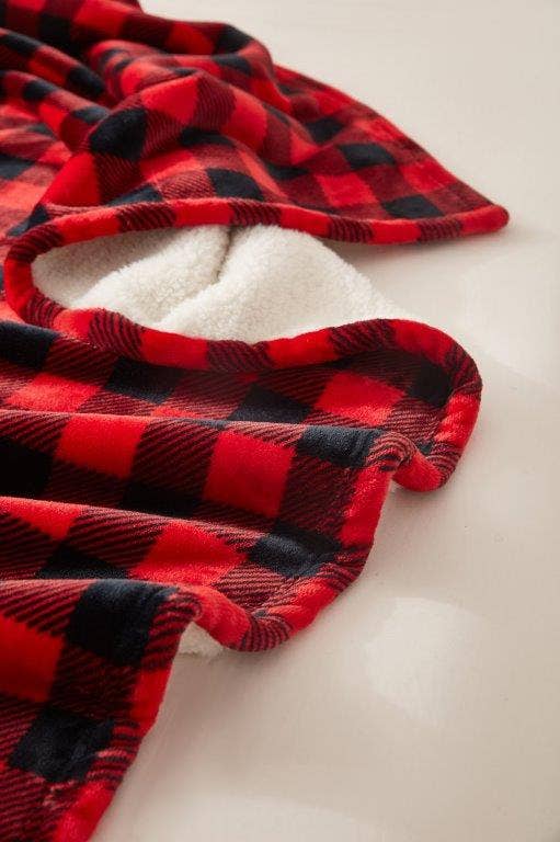 "Red & Black Plaid" Footed Flannel Throw 50"x70"