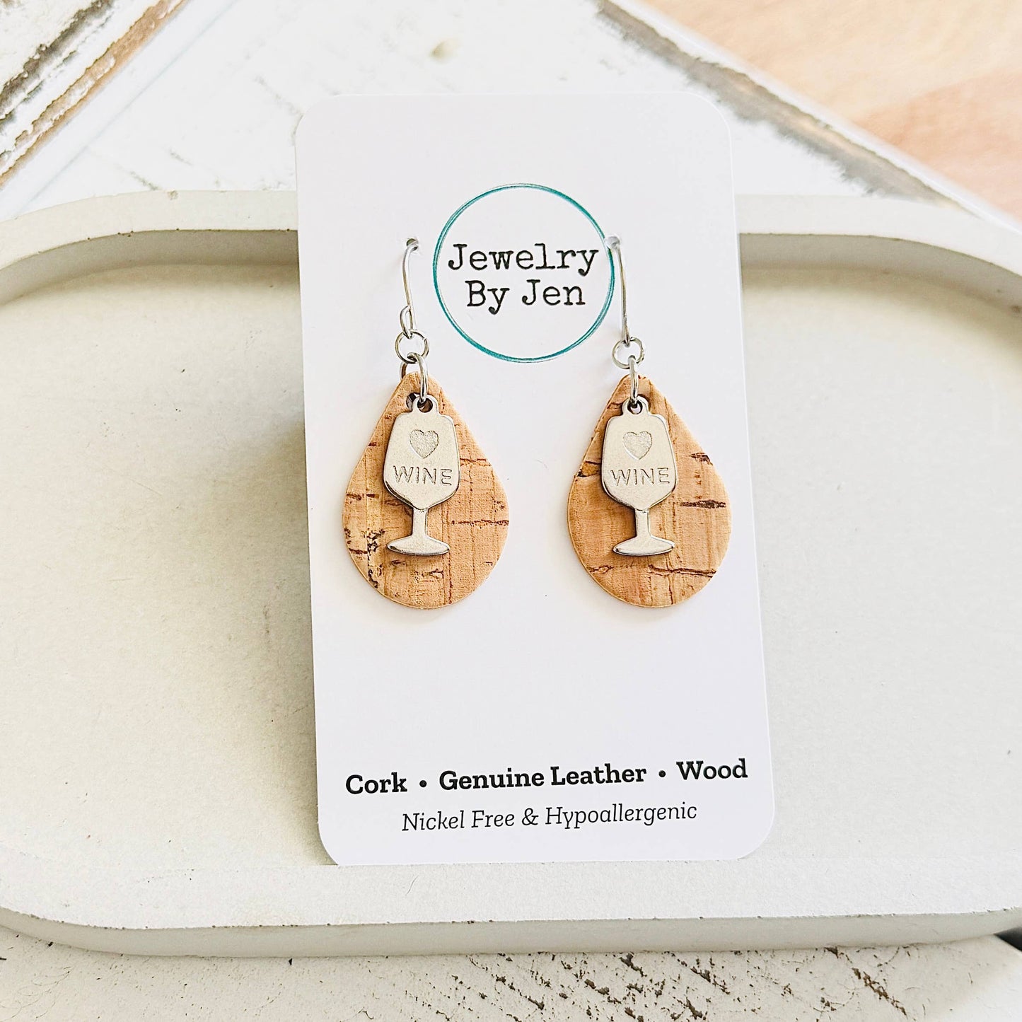 Small Teardrop: Cork w/Wine Charm