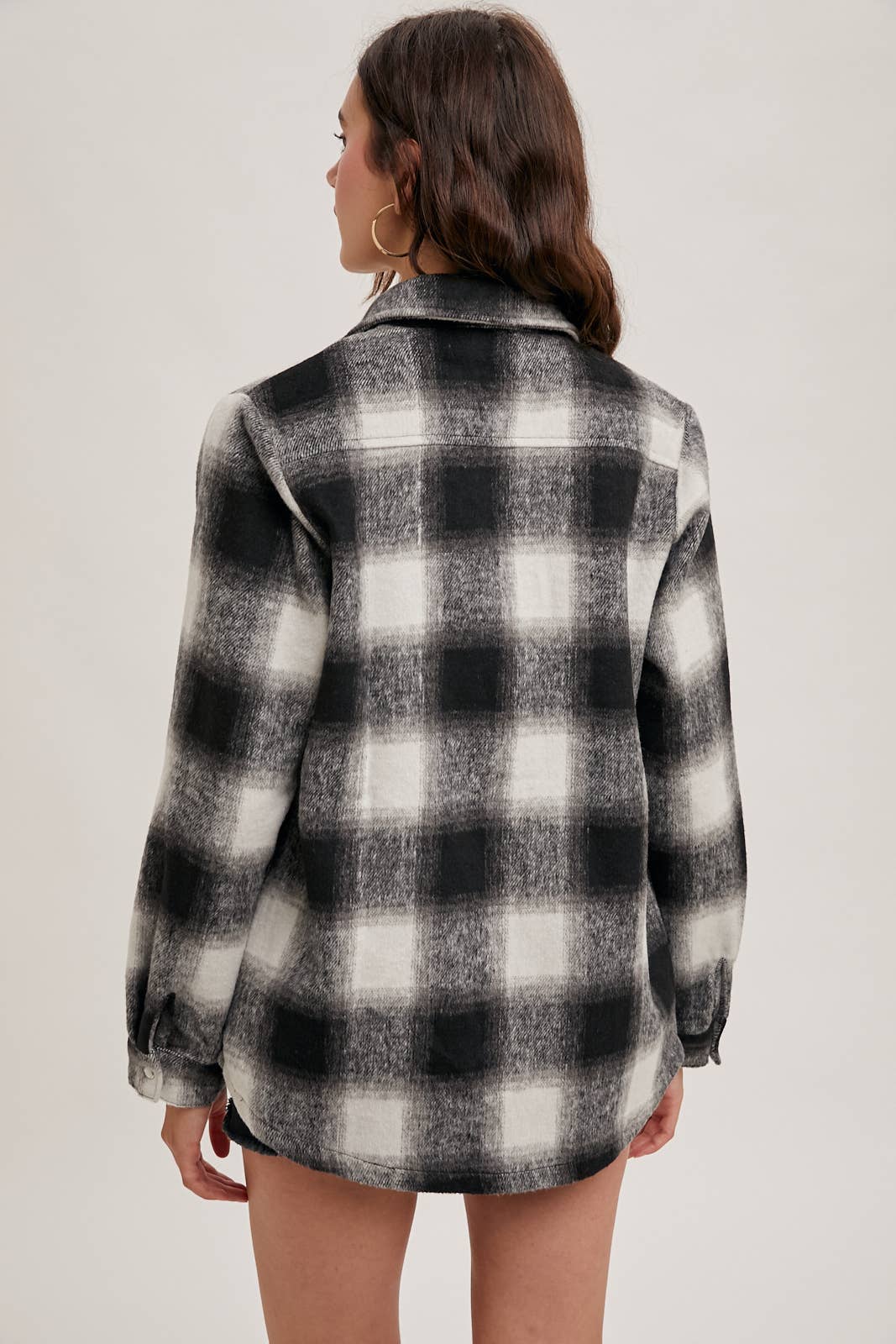 FLANNEL SHACKET W/ POCKETS