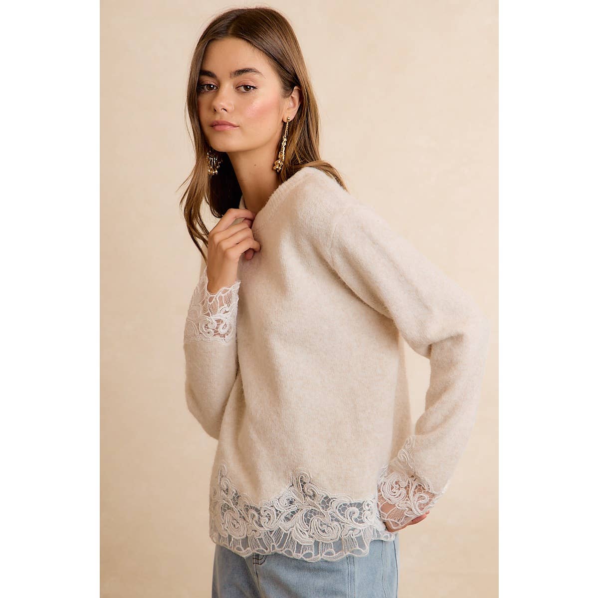 LACE HEM DETAIL CREW NECK SWEATER