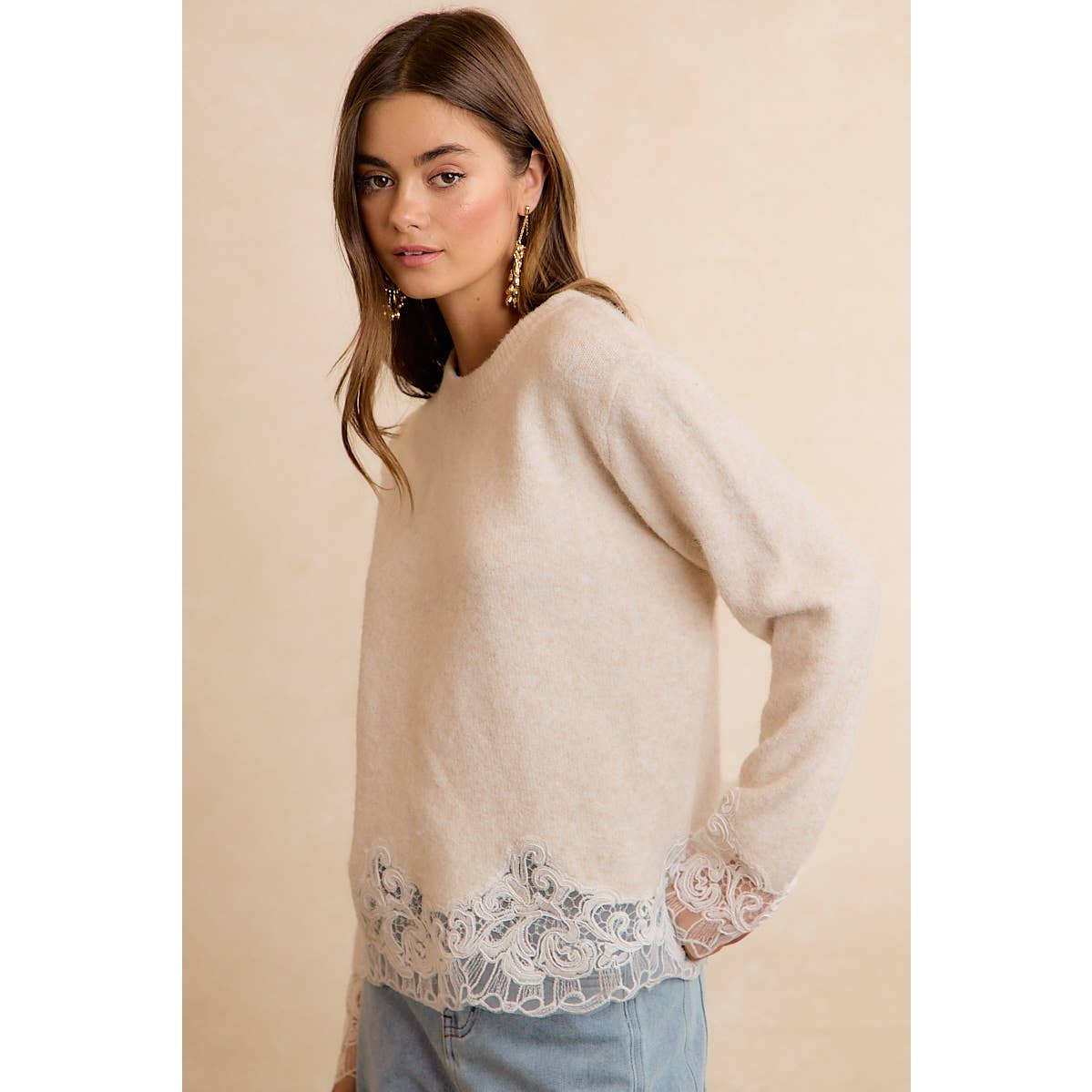 LACE HEM DETAIL CREW NECK SWEATER