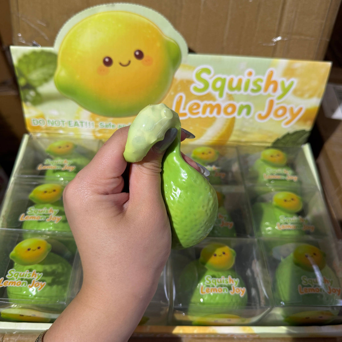Crackling Crunchy Color Changing Lemon Squishy