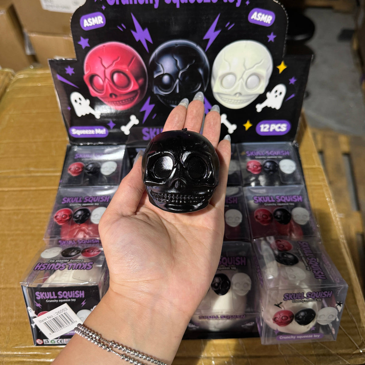 Crackling Crunchy Skull Squishy