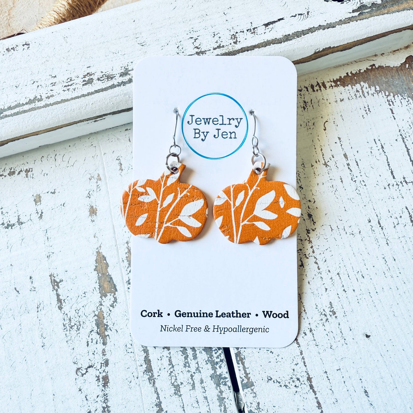 Doorbuster Small Pumpkin Earrings: Orange Willow