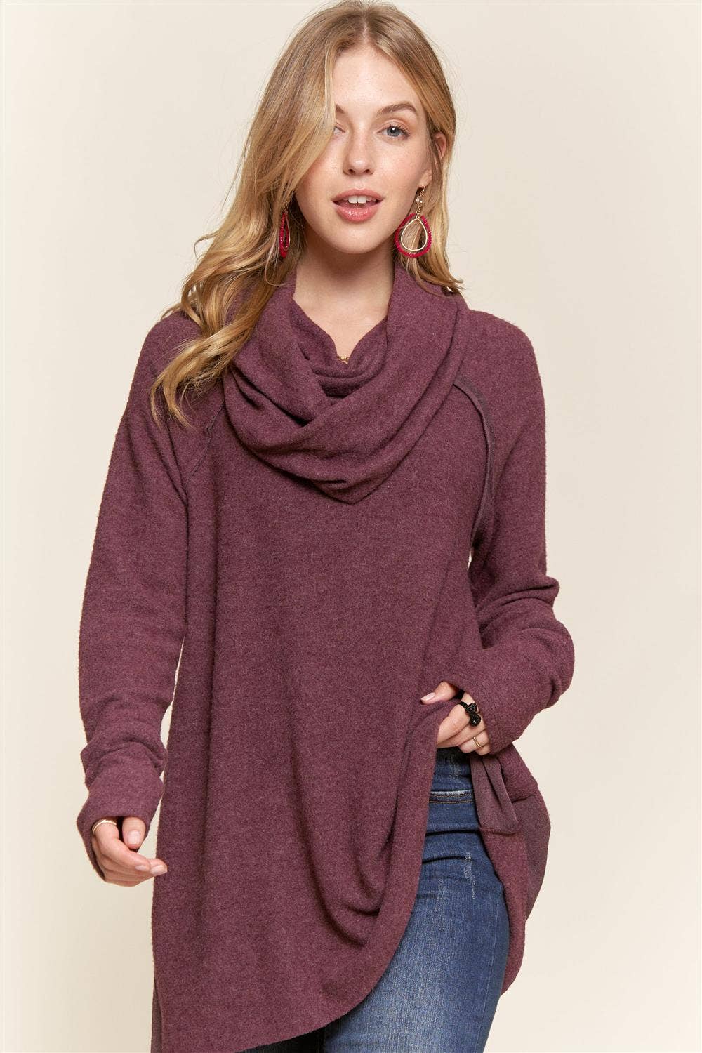 TEDDY COWL NECK TOP