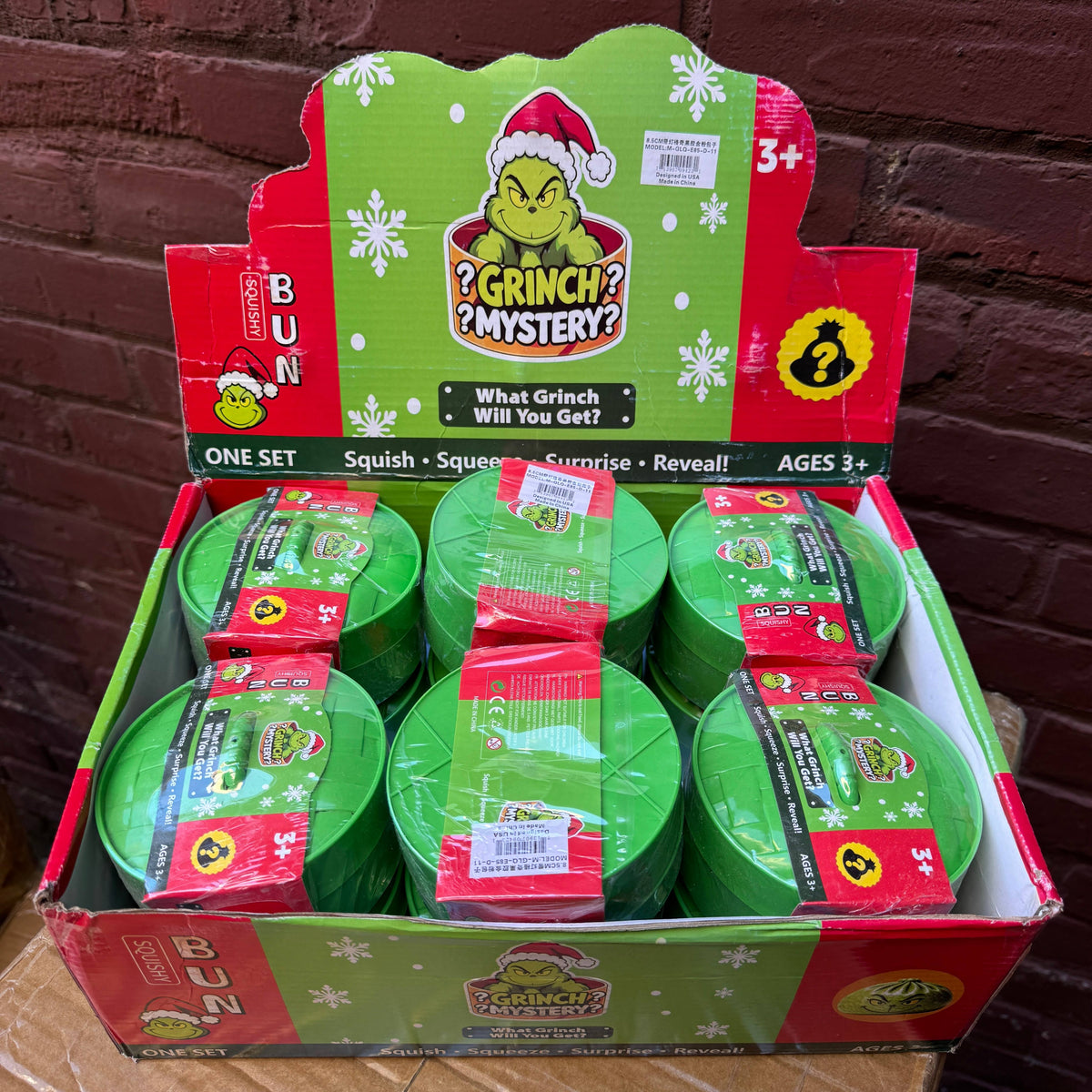 WRAPPED Light Up Gel Grinch Dumpling Squishy