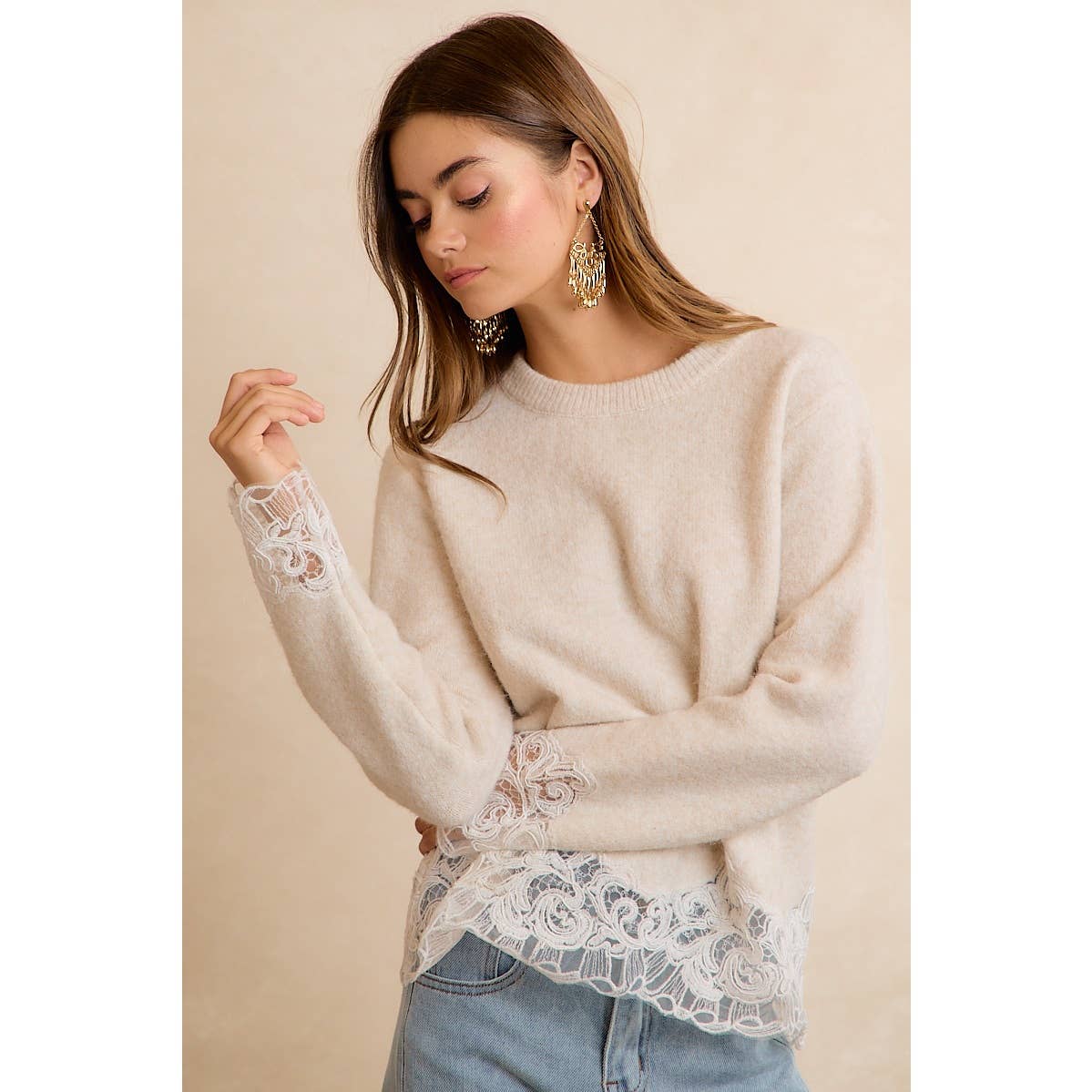 LACE HEM DETAIL CREW NECK SWEATER