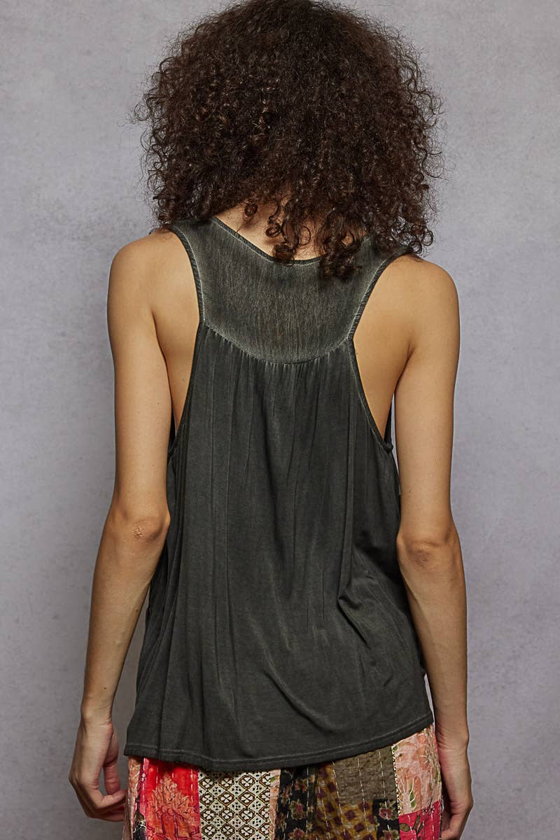 Sleeveless contrast floral lace crochet detail v-neck top