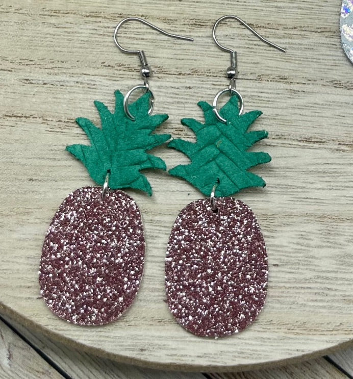 Sparkly pink pineapple leather earrings  - 2