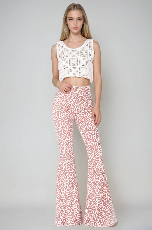 Wisteria Lane LEOPARD ANIMAL PRINT BELLBOTTOM JEANS - PINK