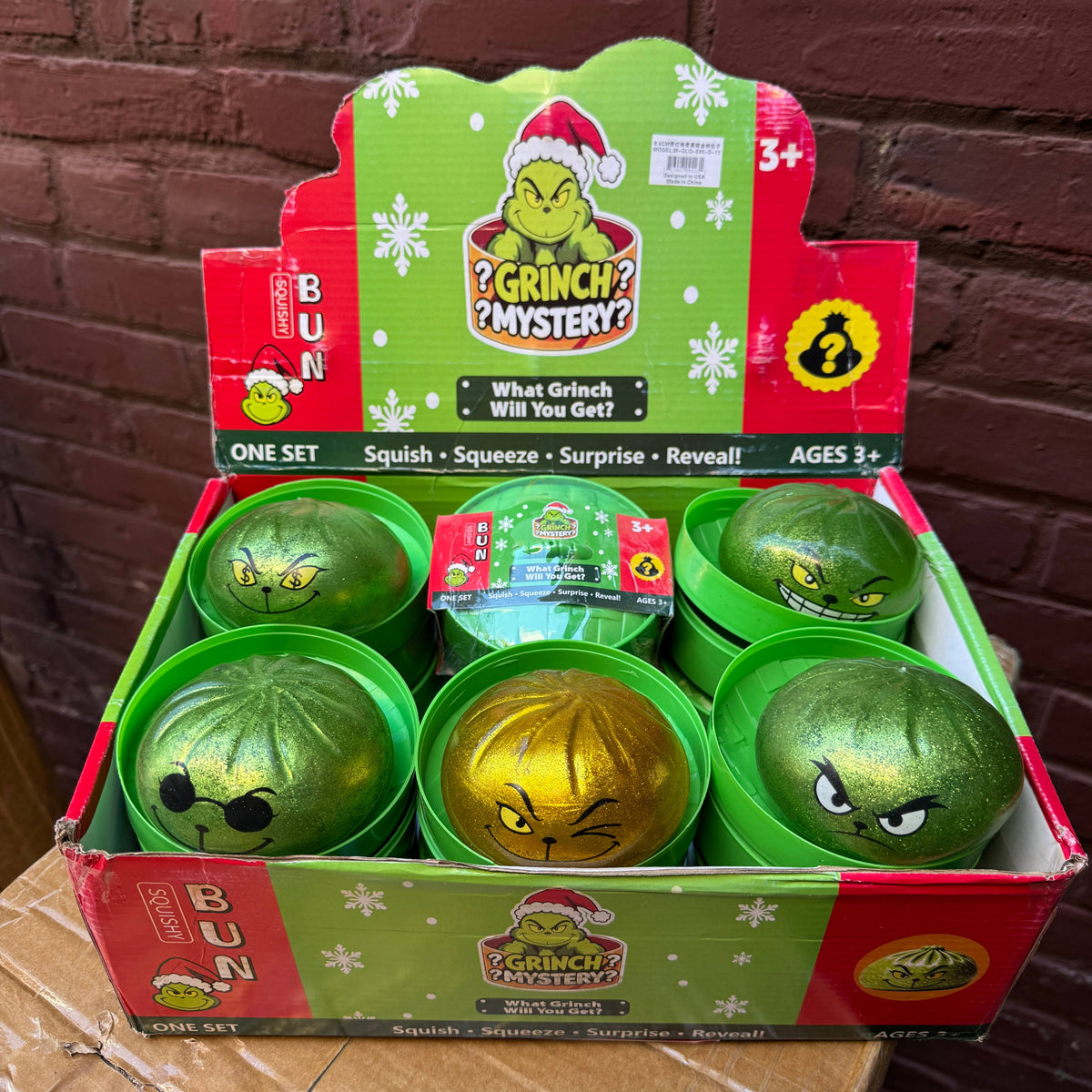 WRAPPED Light Up Gel Grinch Dumpling Squishy