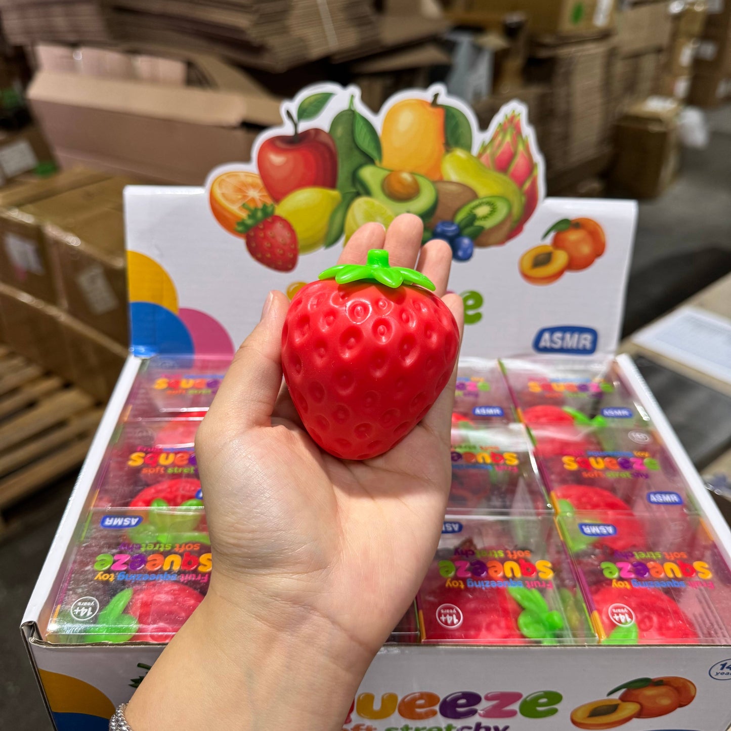 Crackling Crunchy Strawberry Squishy