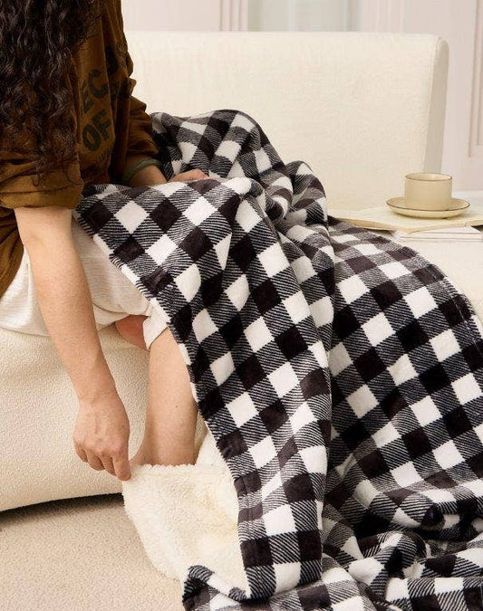 "Black & White Plaid" Footed Flannel Throw 50"x70"