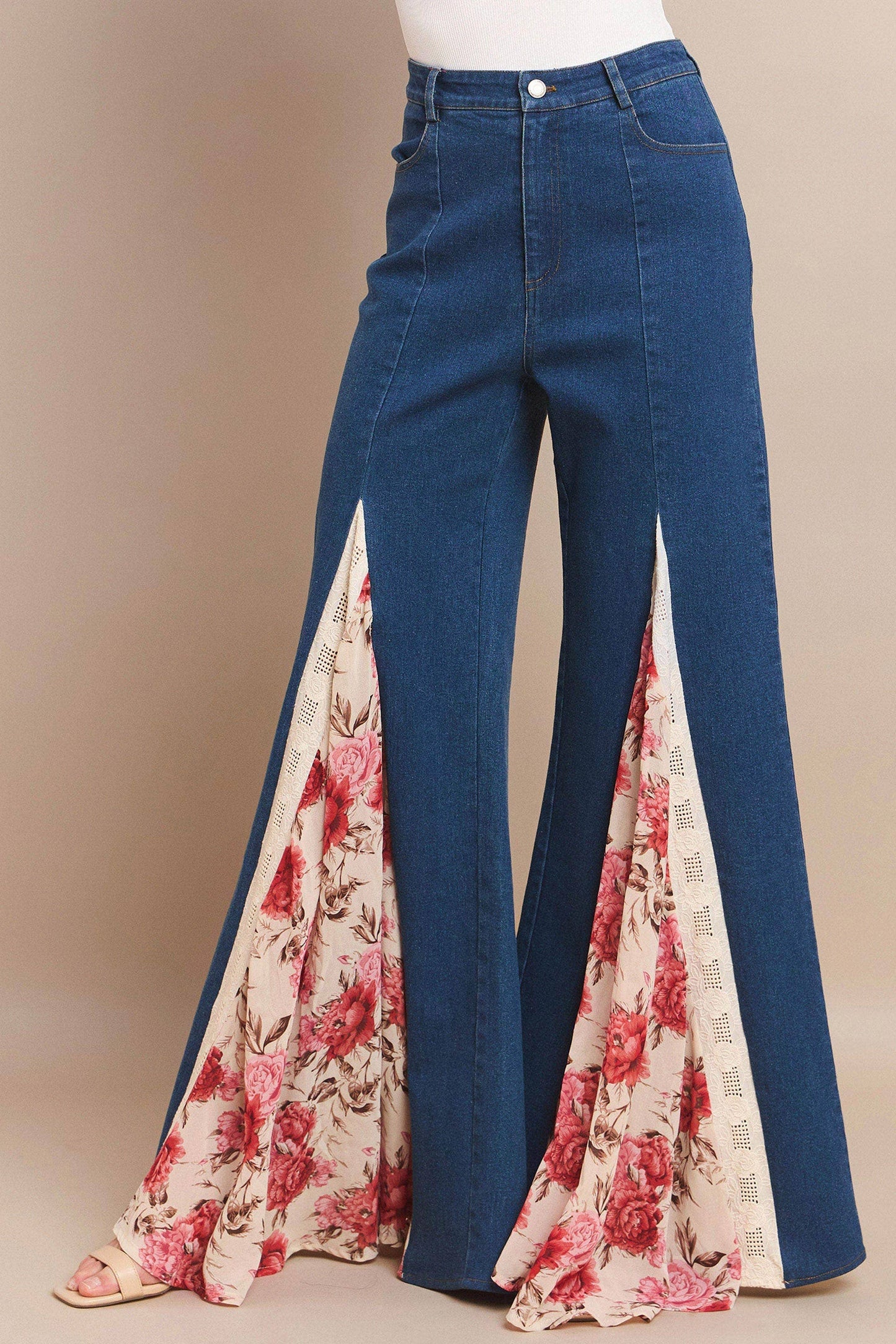 Wisteria Lane FLORAL PRINT LACE DETAIL WIDE LEG DENIM JEANS