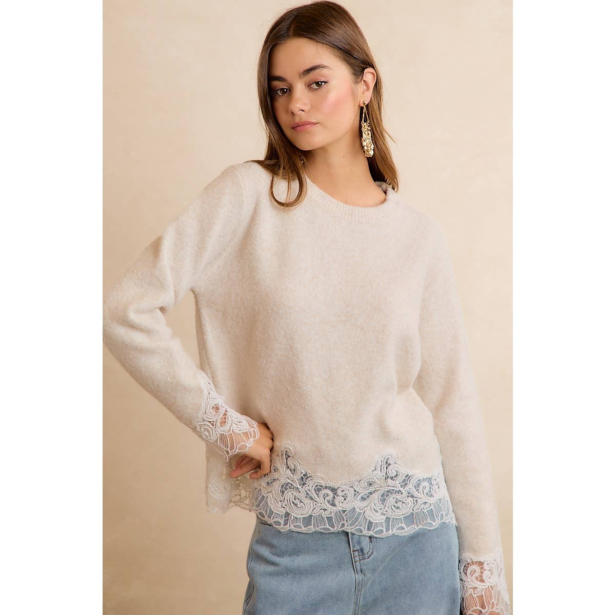 LACE HEM DETAIL CREW NECK SWEATER