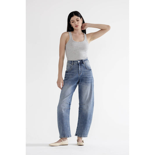 MICA SUPER HIGH ANKLE BARREL-LEG JEANS
