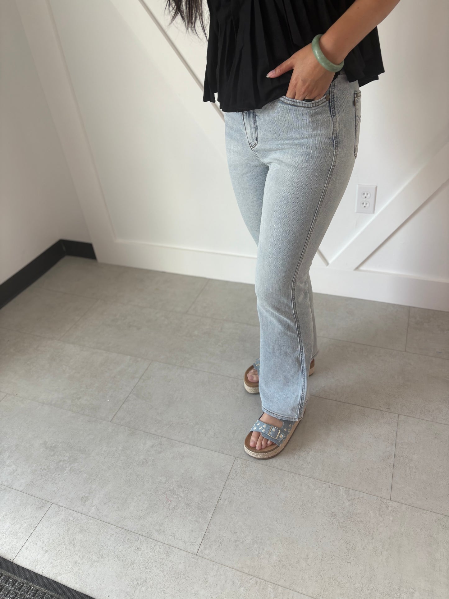 Light BootCut Judy Blue Short/Long/Reg