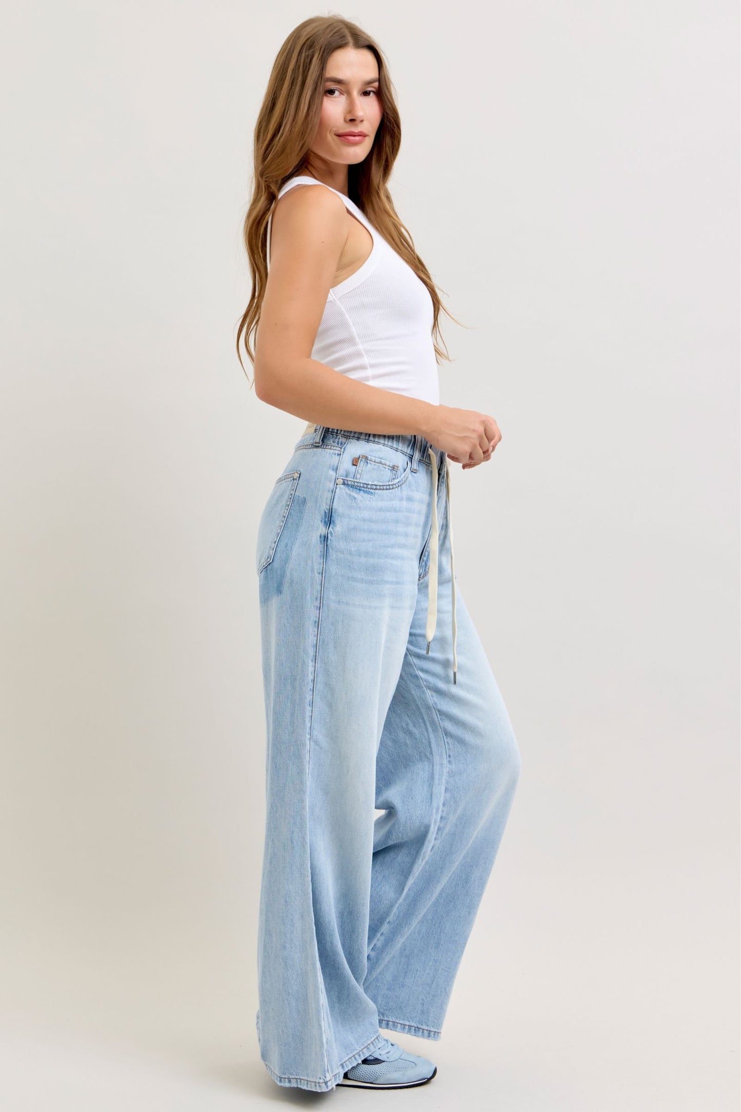 HW FeatherWeight Judy Blue Jeans