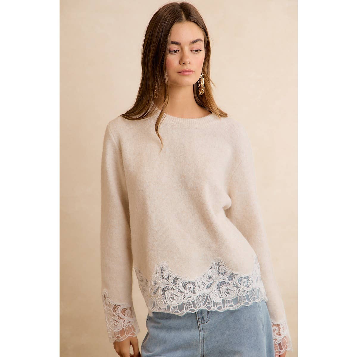 LACE HEM DETAIL CREW NECK SWEATER