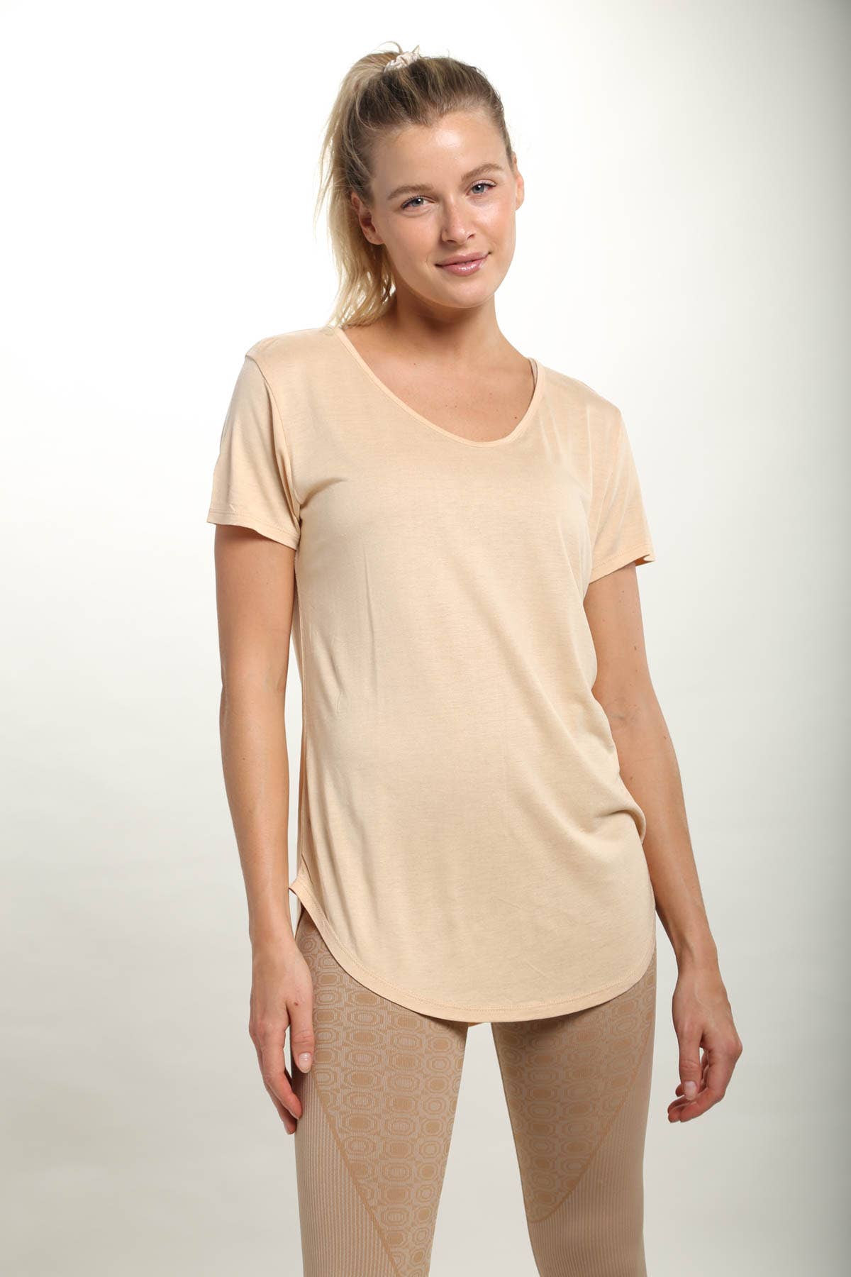 Essential Wave Side Top