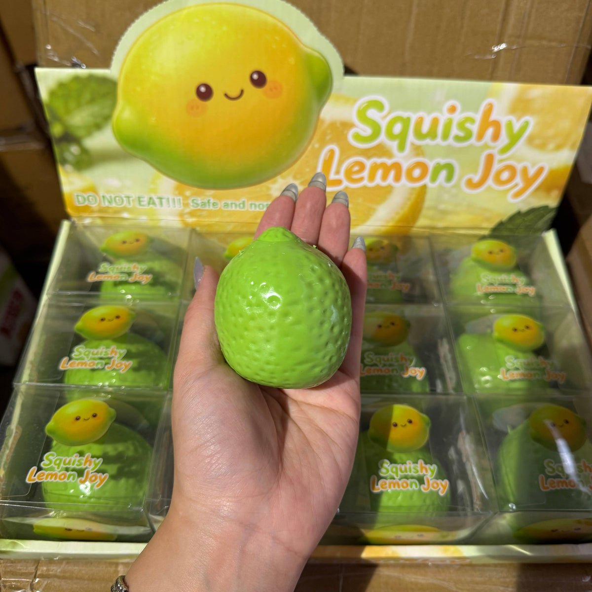 Crackling Crunchy Color Changing Lemon Squishy