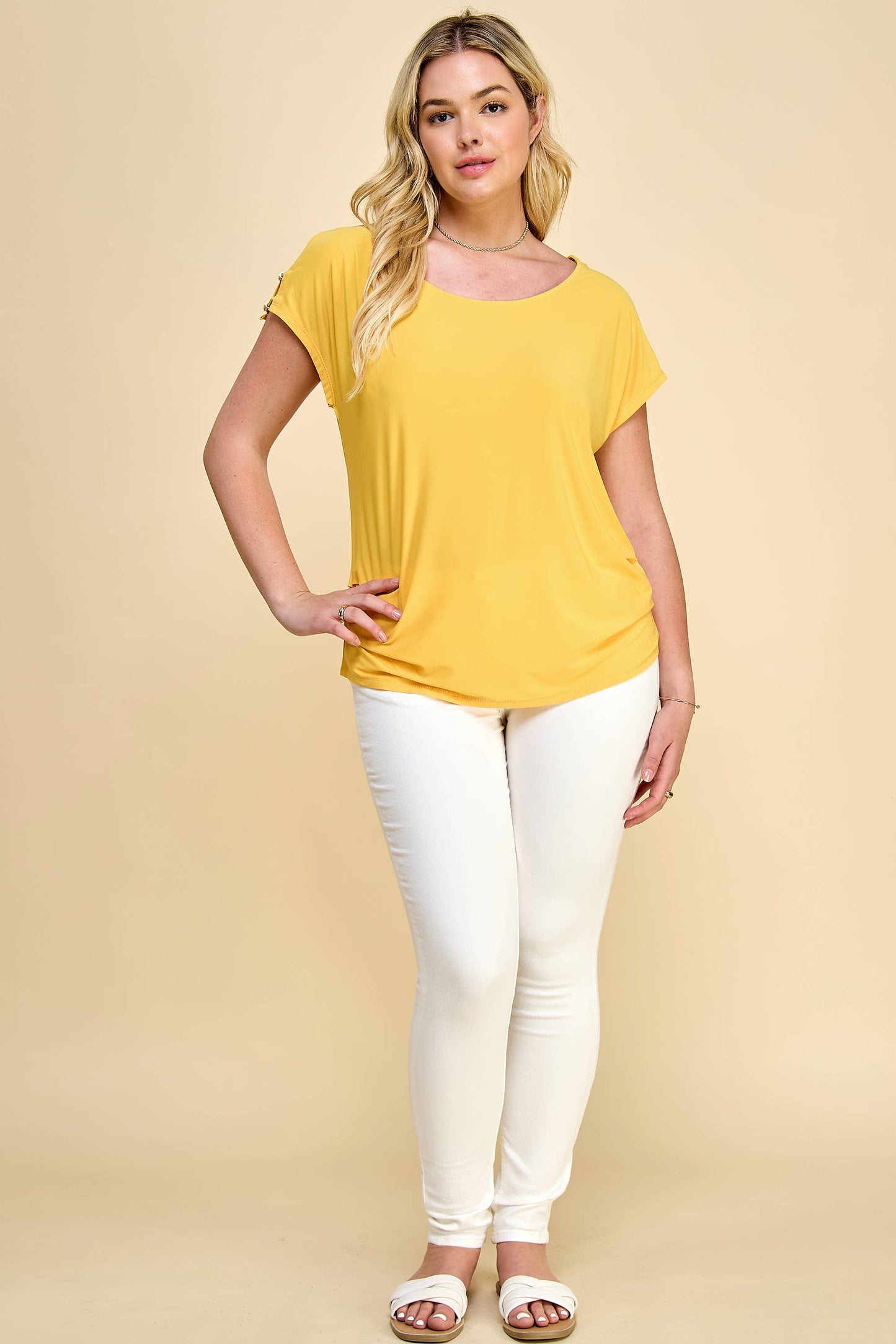 PLUS SIZE SHORT SPLIT SLEEVE  SCOOP NEAK TOP