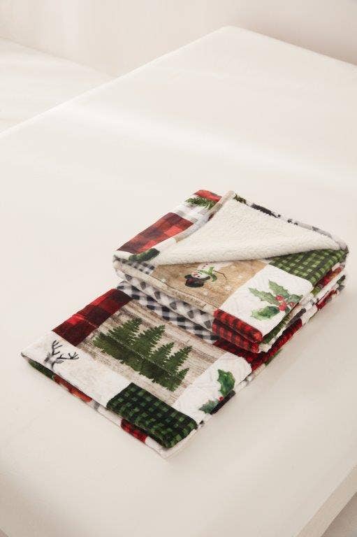 "Country Lodge Patchwork" Footed Flannel Throw 50"x70"