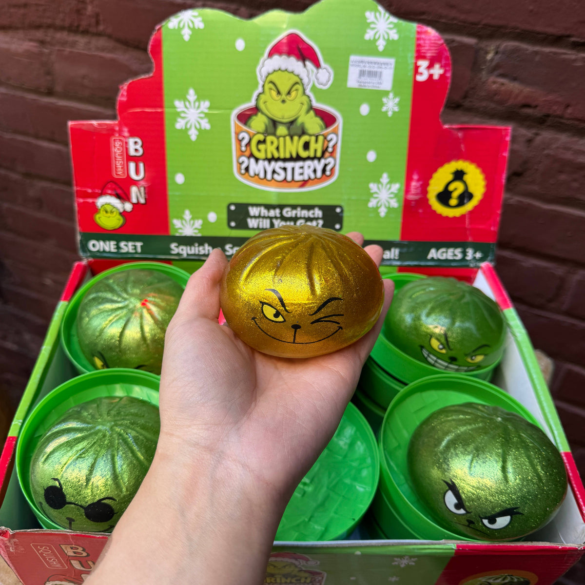 WRAPPED Light Up Gel Grinch Dumpling Squishy