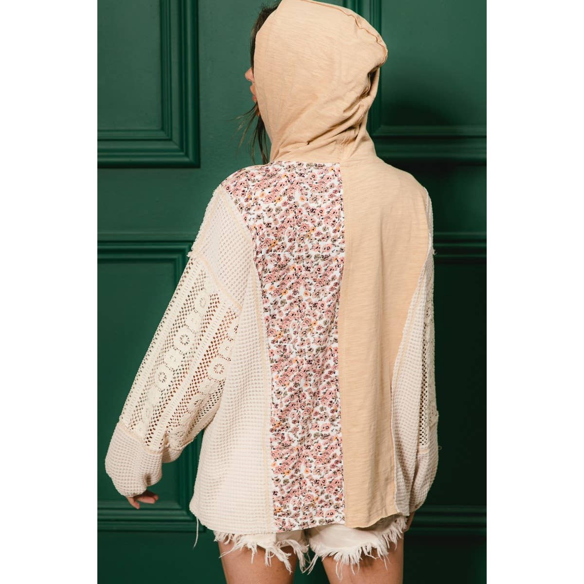JERSEY WITH LACE BUTTONED BIBI HOODIE