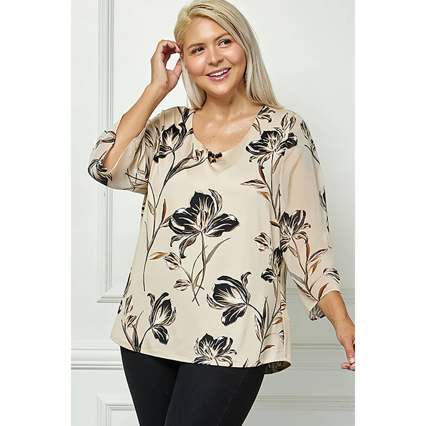 CURVY BLOOMING GRACE FLORAL JEWEL NECK BLOUSE