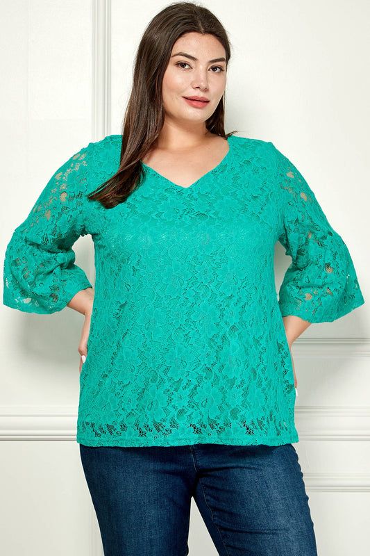 PLUS SIZE V- NECK ELBOW SLEEVE LACE TOP