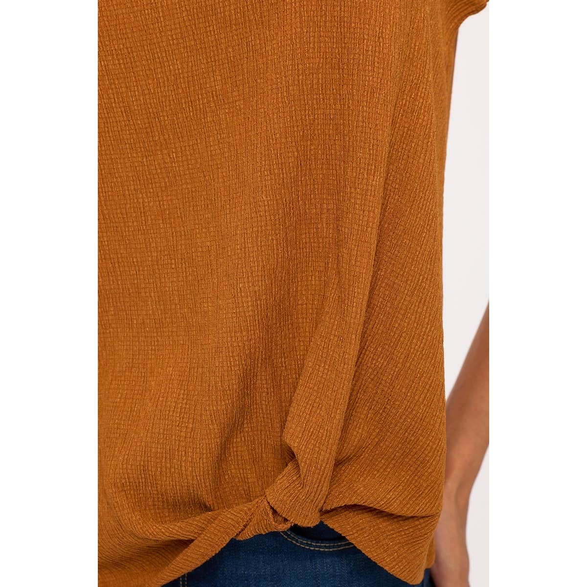 TEXTURE KNIT TWIST TANK